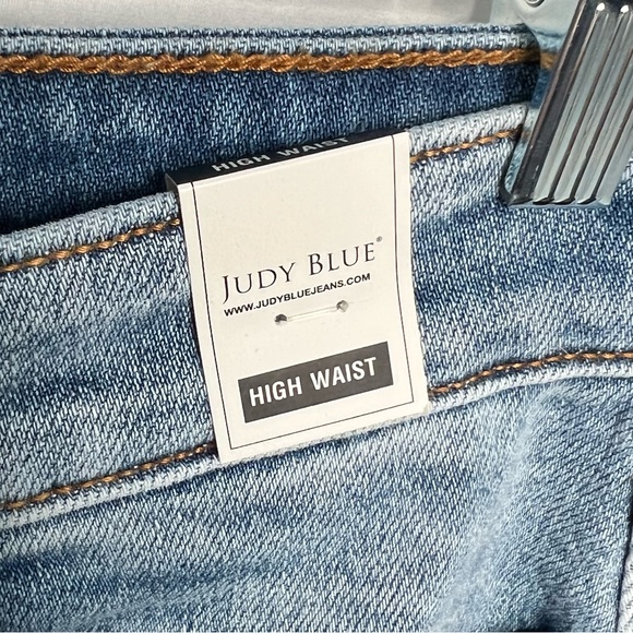 NWT Judy Blue High Waist Cut Off Denim Jean Shorts XL Style JB15276 Light Wash - Picture 5 of 13